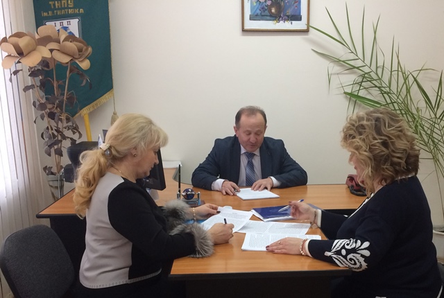 Робота декана факультету з експертами